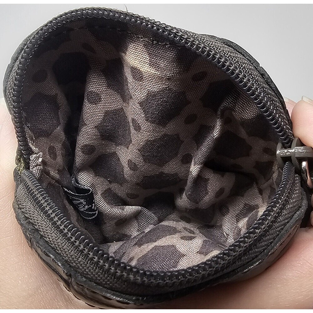 Brighton Heart Change Coin Holder Silver Metallic Pebbled Leather 4.5"x3.5" - Picture 9 of 12